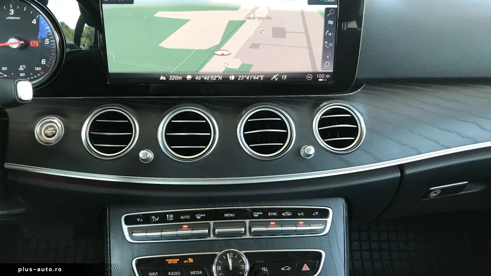 Mercedes-Benz E 220