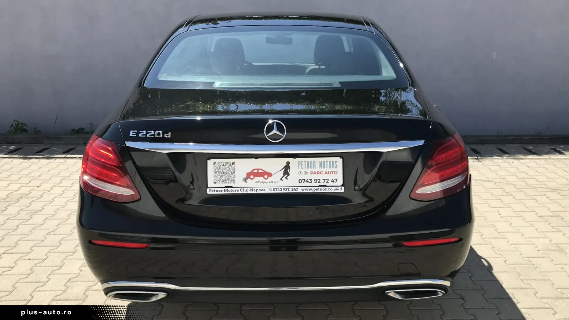 Mercedes-Benz E 220