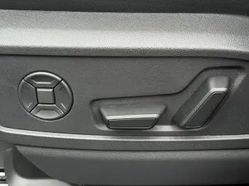 AUDI Q5 Sportback TDI Q S LINE NAVI 360  BuO LM20