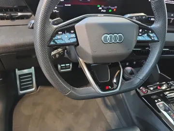 AUDI SQ6 e-tron Q EDT ONE PANO HuD BuO LUFT S-SITZE