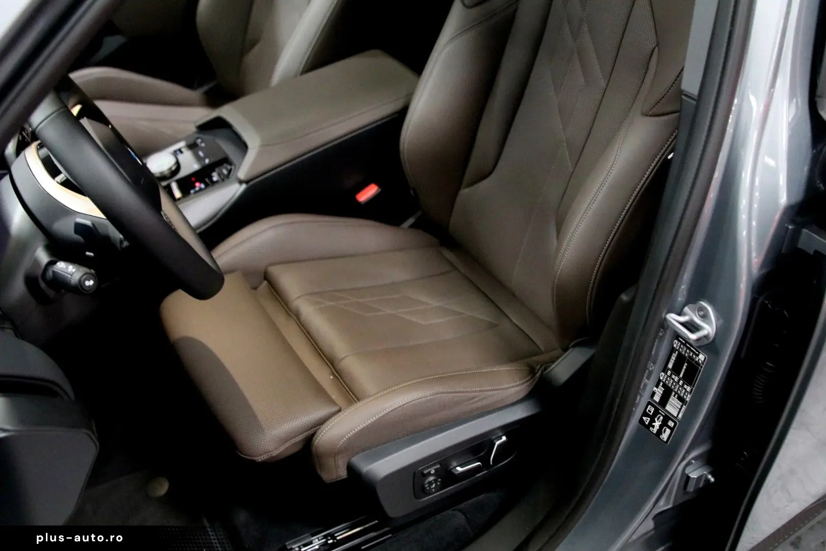 BMW X3 2.0 xDrive Individual Iconic Leder Pano 21