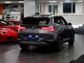 BMW X3 2.0 xDrive Individual Iconic Leder Pano 21