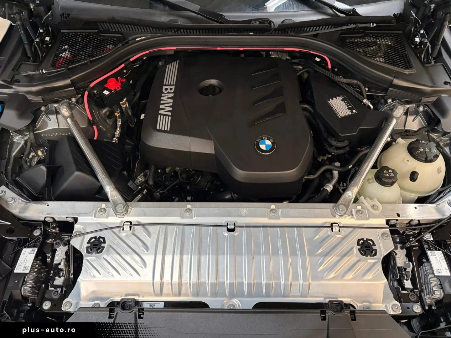 BMW X3 2.0 xDrive Individual Iconic Leder Pano 21