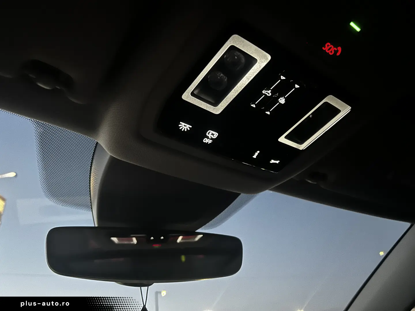 VOLKSWAGEN Golf 2022 — imagine 16