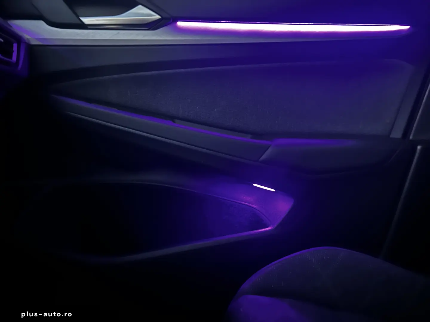 VOLKSWAGEN Golf 2022 — imagine 24