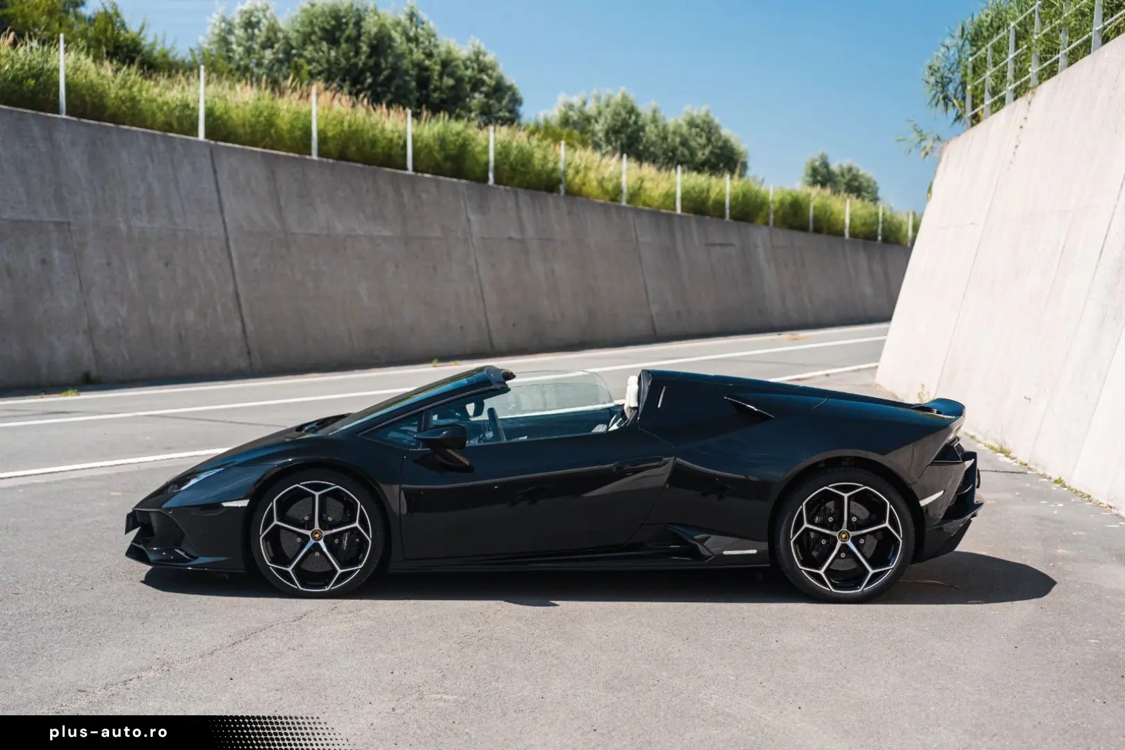LAMBORGHINI Huracán EVO Spyder