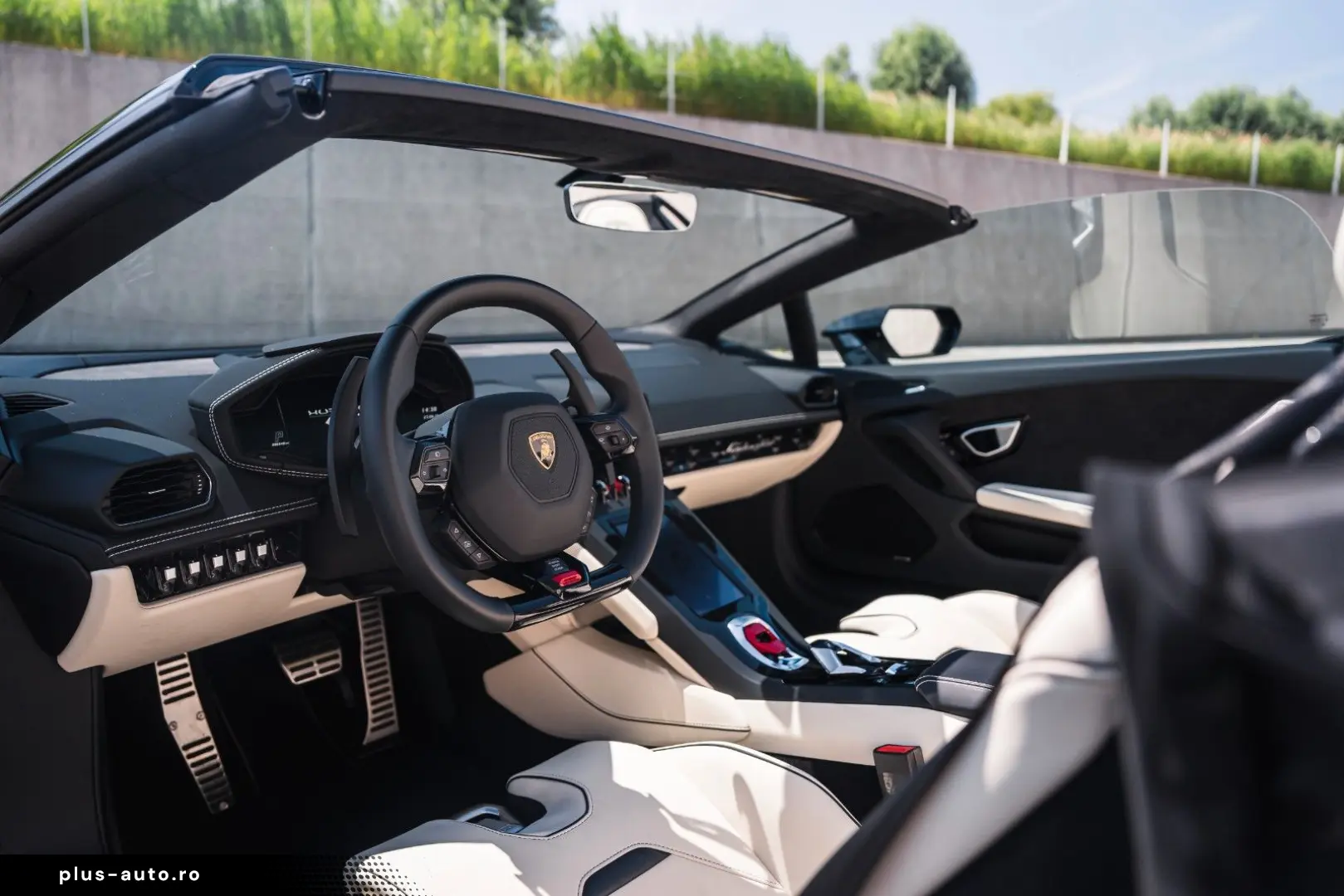 LAMBORGHINI Huracán EVO Spyder