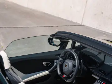 LAMBORGHINI Huracán EVO Spyder