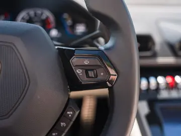 LAMBORGHINI Huracán EVO Spyder