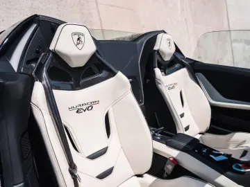 LAMBORGHINI Huracán EVO Spyder
