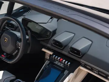 LAMBORGHINI Huracán EVO Spyder