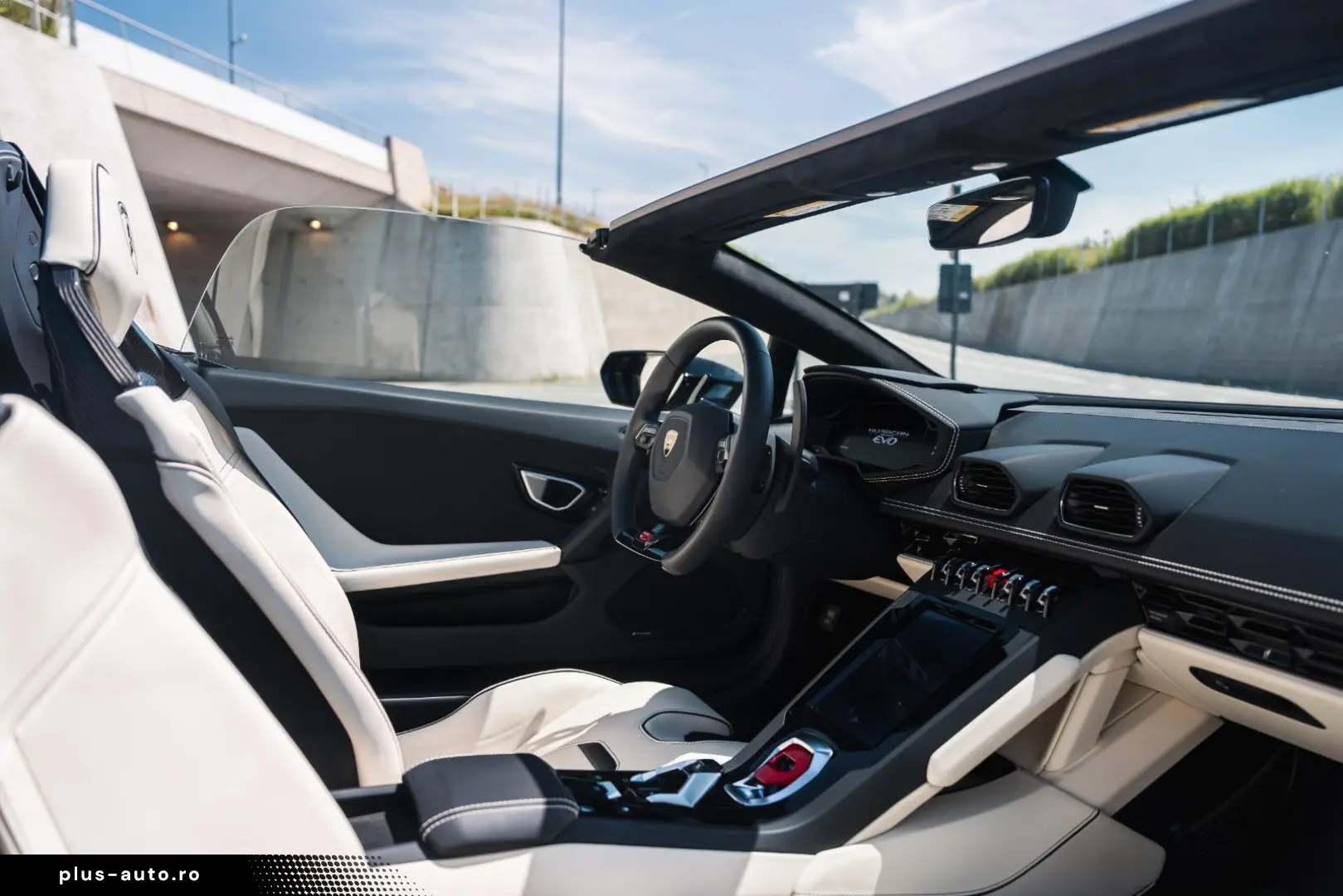 LAMBORGHINI Huracán EVO Spyder