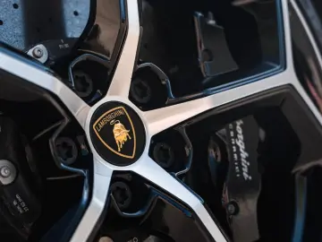 LAMBORGHINI Huracán EVO Spyder