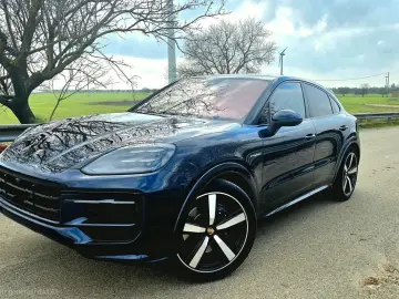 PORSCHE PORSCHE CAYENNE COUPE FACELIFT 3.0 E-HYBRID 470c
