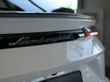 LAMBORGHINI Urus S  PANO HEAD-UP SOFT B&O
