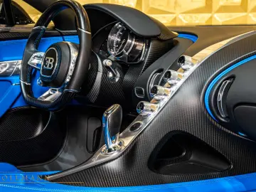 BUGATTI Chiron   W16   1500 PS   FULL CARBON FIBRE