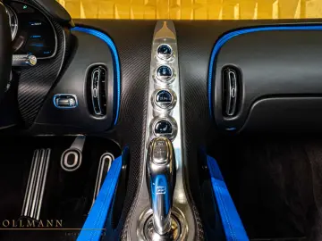 BUGATTI Chiron   W16   1500 PS   FULL CARBON FIBRE