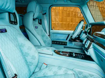MERCEDES BENZ G63AMG BY MANSORY  GRANDE ENTREÈ P820