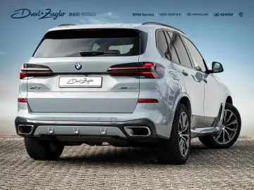 BMW X5 xDrive30d M-Sport AHK PANO KoZg S-Glas 4x SHZ