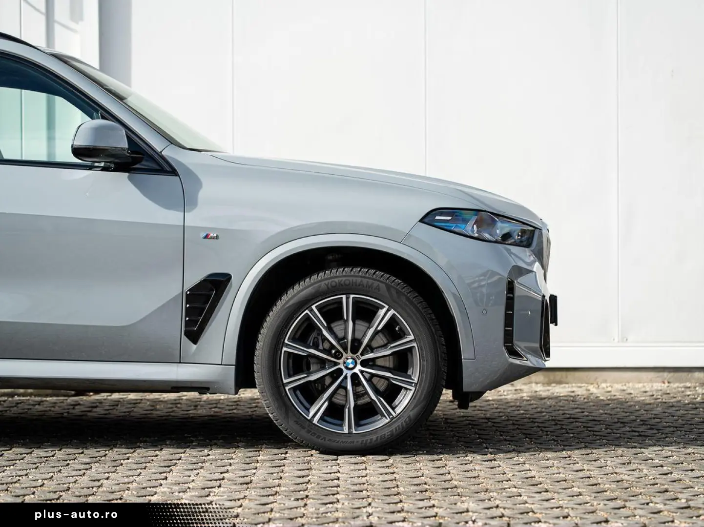 BMW X5 xDrive30d M-Sport AHK PANO KoZg S-Glas 4x SHZ