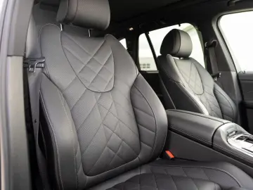 BMW X5 xDrive30d M-Sport AHK PANO KoZg S-Glas 4x SHZ