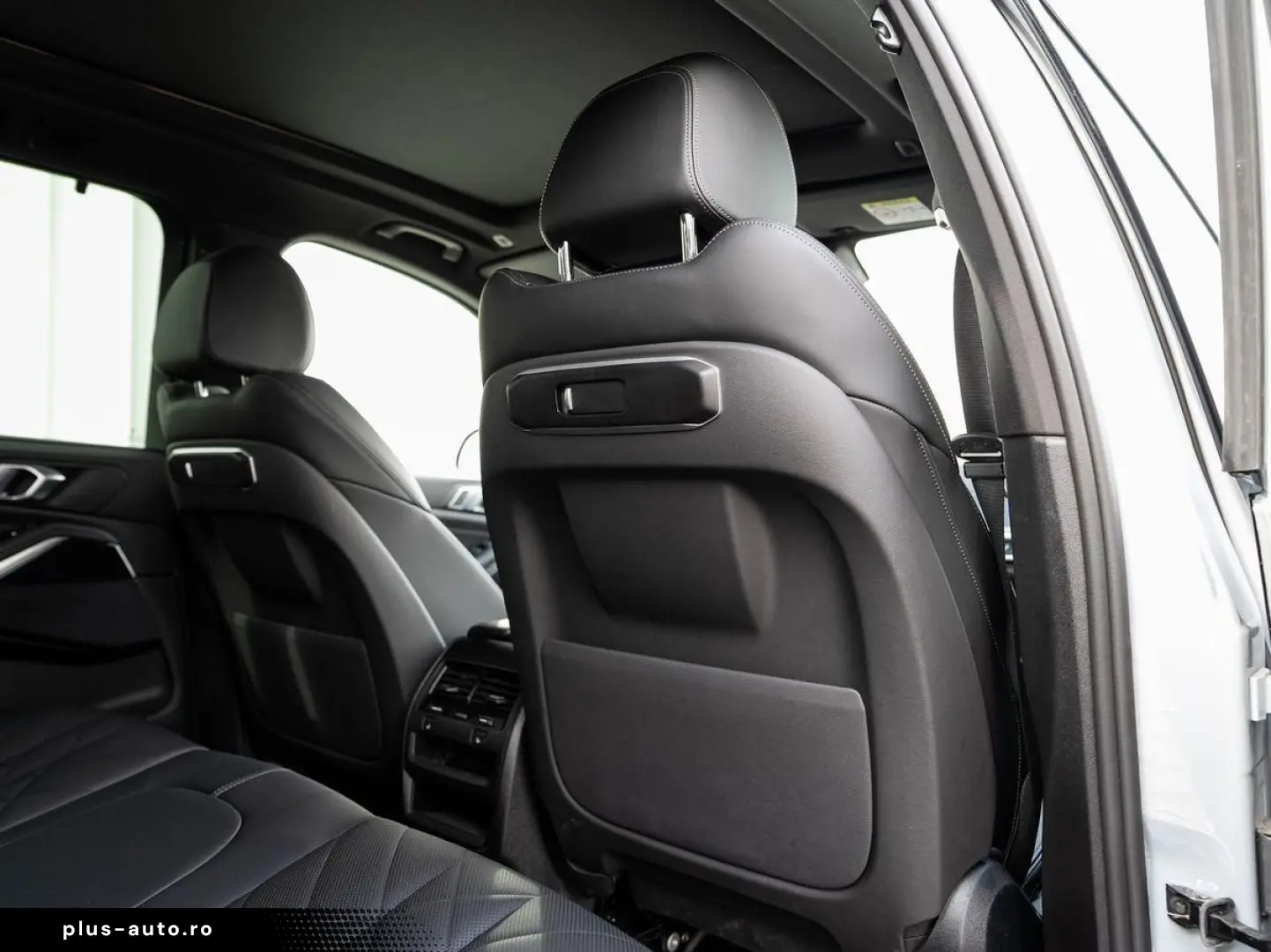BMW X5 xDrive30d M-Sport AHK PANO KoZg S-Glas 4x SHZ