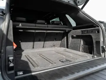 BMW X5 xDrive30d M-Sport AHK PANO KoZg S-Glas 4x SHZ