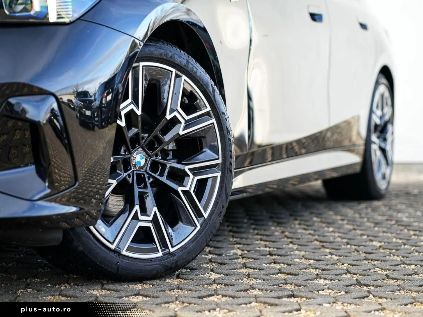 BMW 520d Tour M-Sport 20 ACC PANO Sitzlüft H&K KoZg