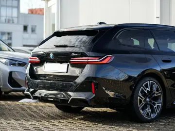 BMW 520d Tour M-Sport 20 ACC PANO Sitzlüft H&K KoZg