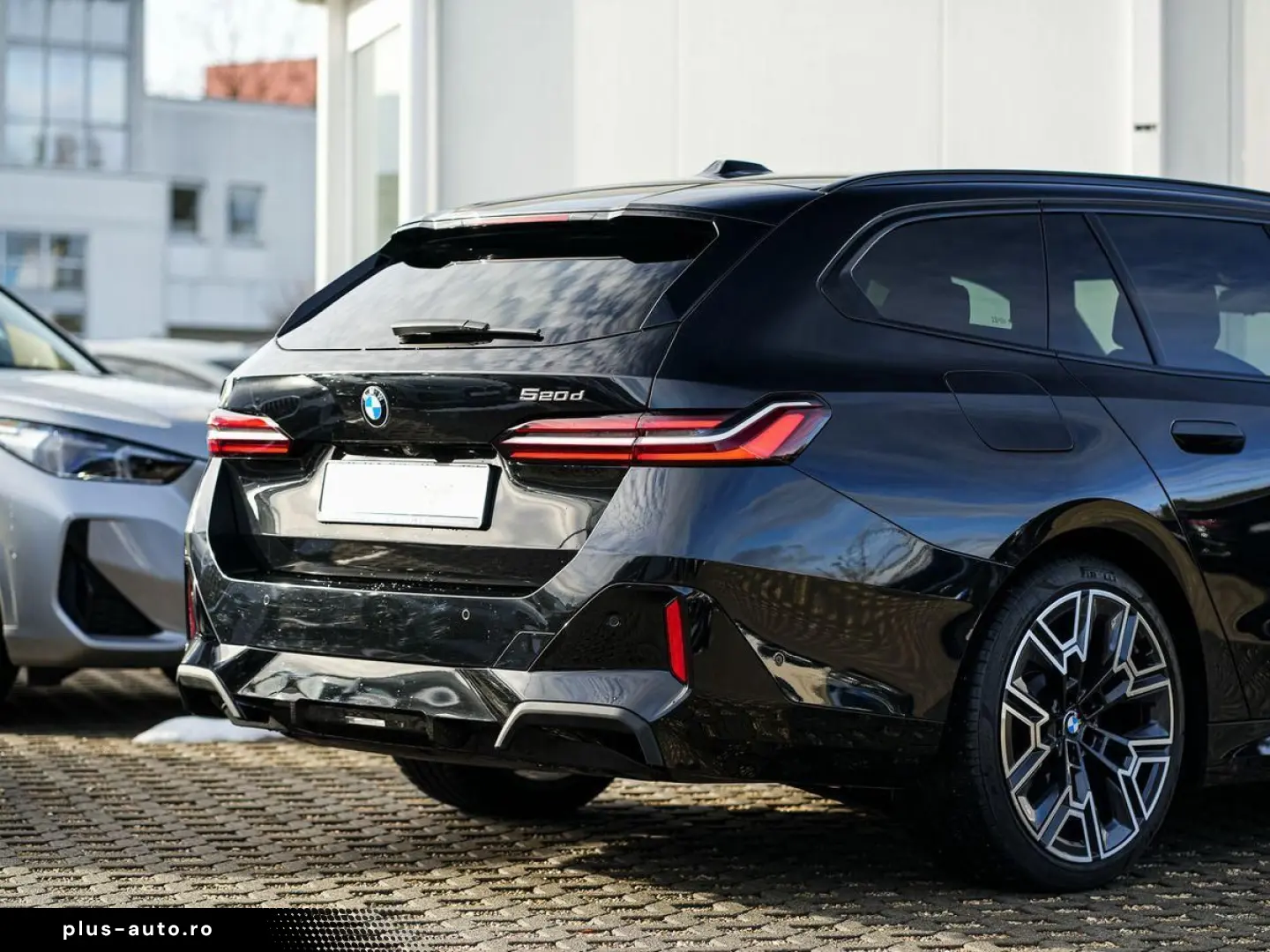 BMW 520d Tour M-Sport 20 ACC PANO Sitzlüft H&K KoZg