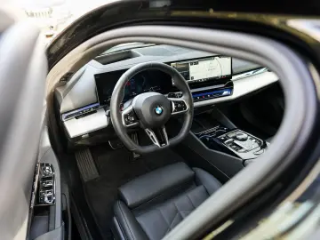 BMW 520d Tour M-Sport 20 ACC PANO Sitzlüft H&K KoZg