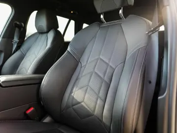 BMW 520d Tour M-Sport 20 ACC PANO Sitzlüft H&K KoZg