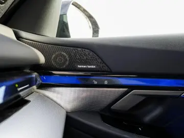 BMW 520d Tour M-Sport 20 ACC PANO Sitzlüft H&K KoZg