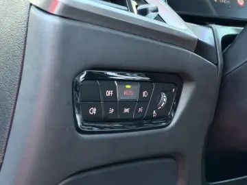BMW M4 M xDrive Competition Carbon HUD 360Cam DAB H&