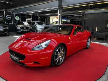 FERRARI California F1 CAM   NAVI   LED