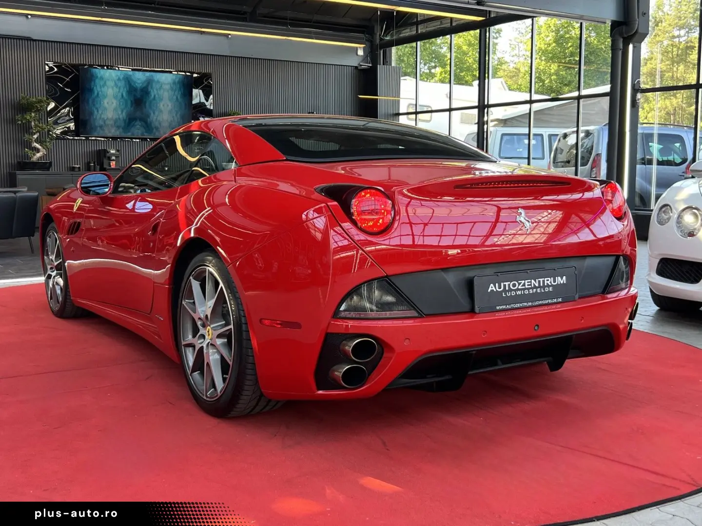 FERRARI California F1 CAM   NAVI   LED