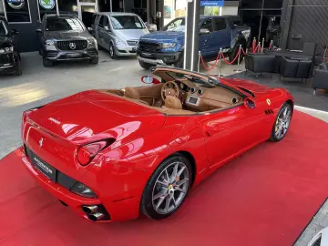 FERRARI California F1 CAM   NAVI   LED