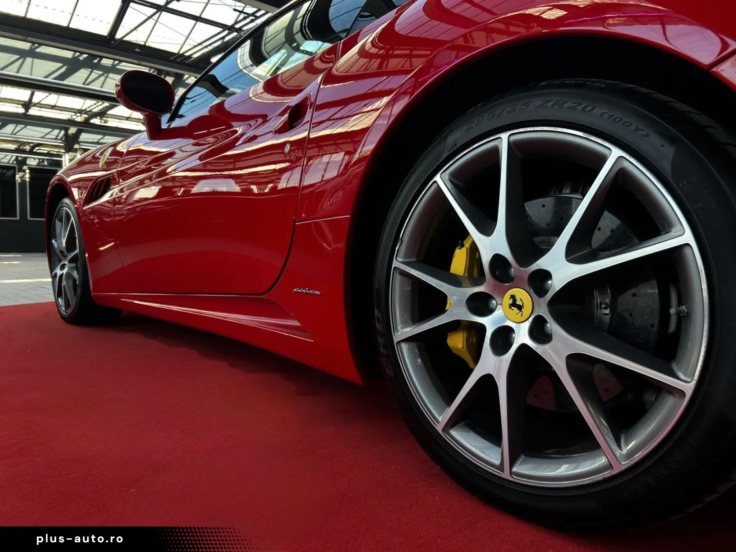 FERRARI California F1 CAM   NAVI   LED