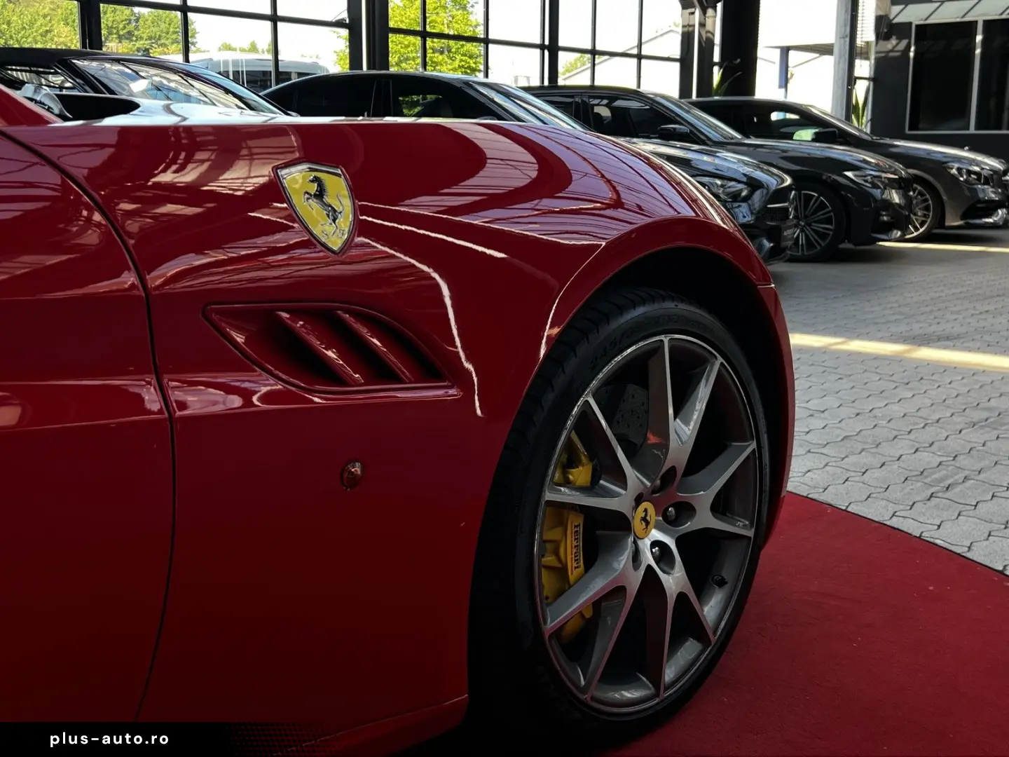 FERRARI California F1 CAM   NAVI   LED