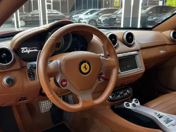 FERRARI California F1 CAM   NAVI   LED