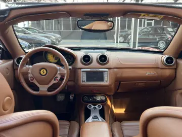 FERRARI California F1 CAM   NAVI   LED