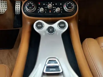 FERRARI California F1 CAM   NAVI   LED