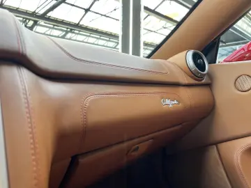FERRARI California F1 CAM   NAVI   LED