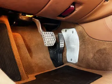 FERRARI California F1 CAM   NAVI   LED