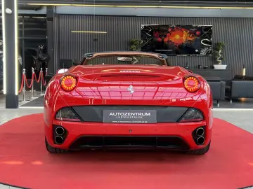 FERRARI California F1 CAM   NAVI   LED