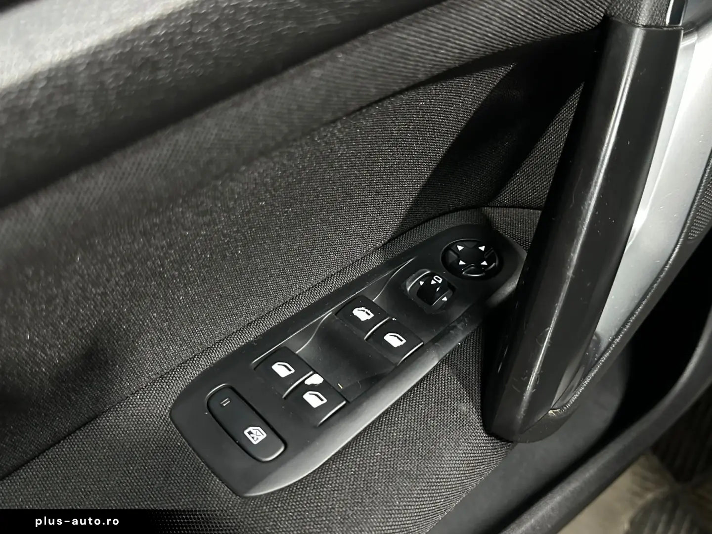 PEUGEOT 308 2014 — imagine 12