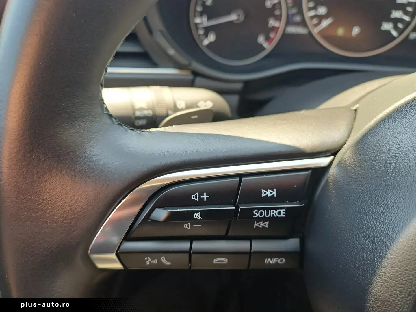 Mazda3 4SN Skyactiv X186 EXCLUSIVE-LINE A T