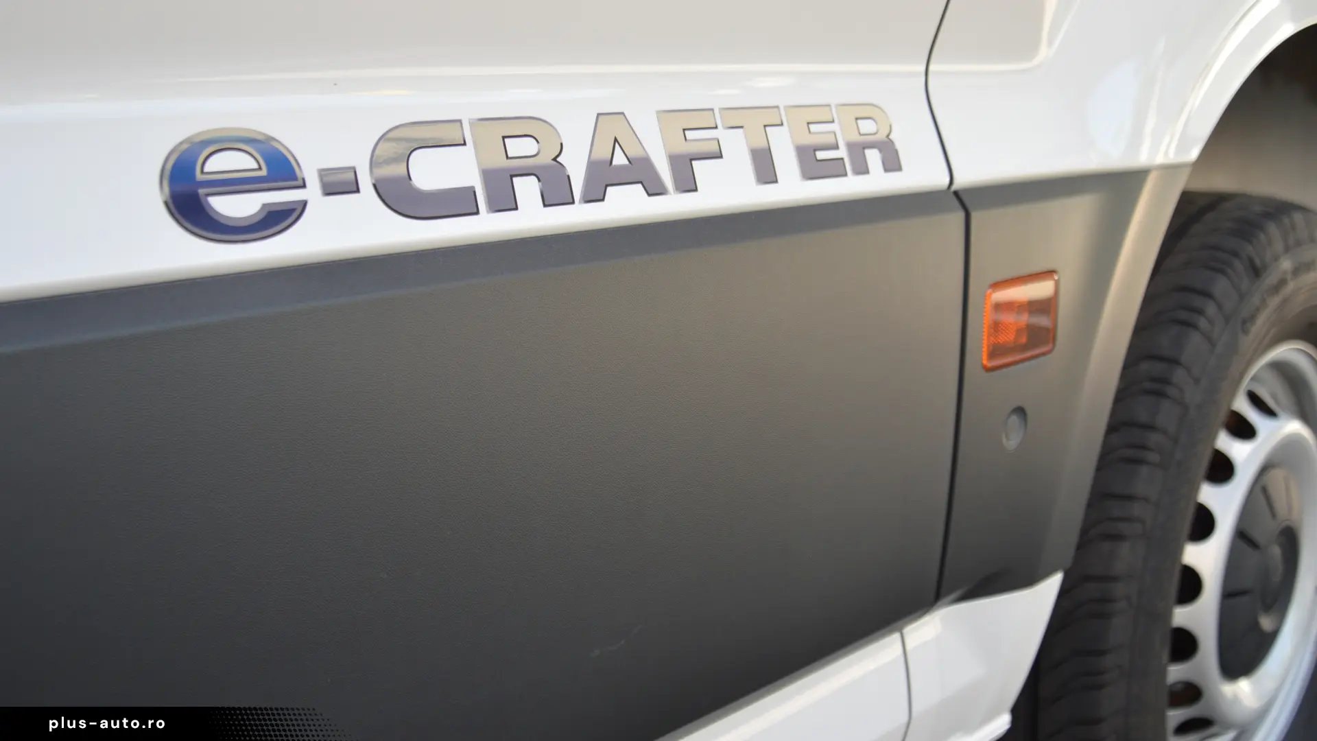 VOLKSWAGEN  CRAFTER ELECTRIC