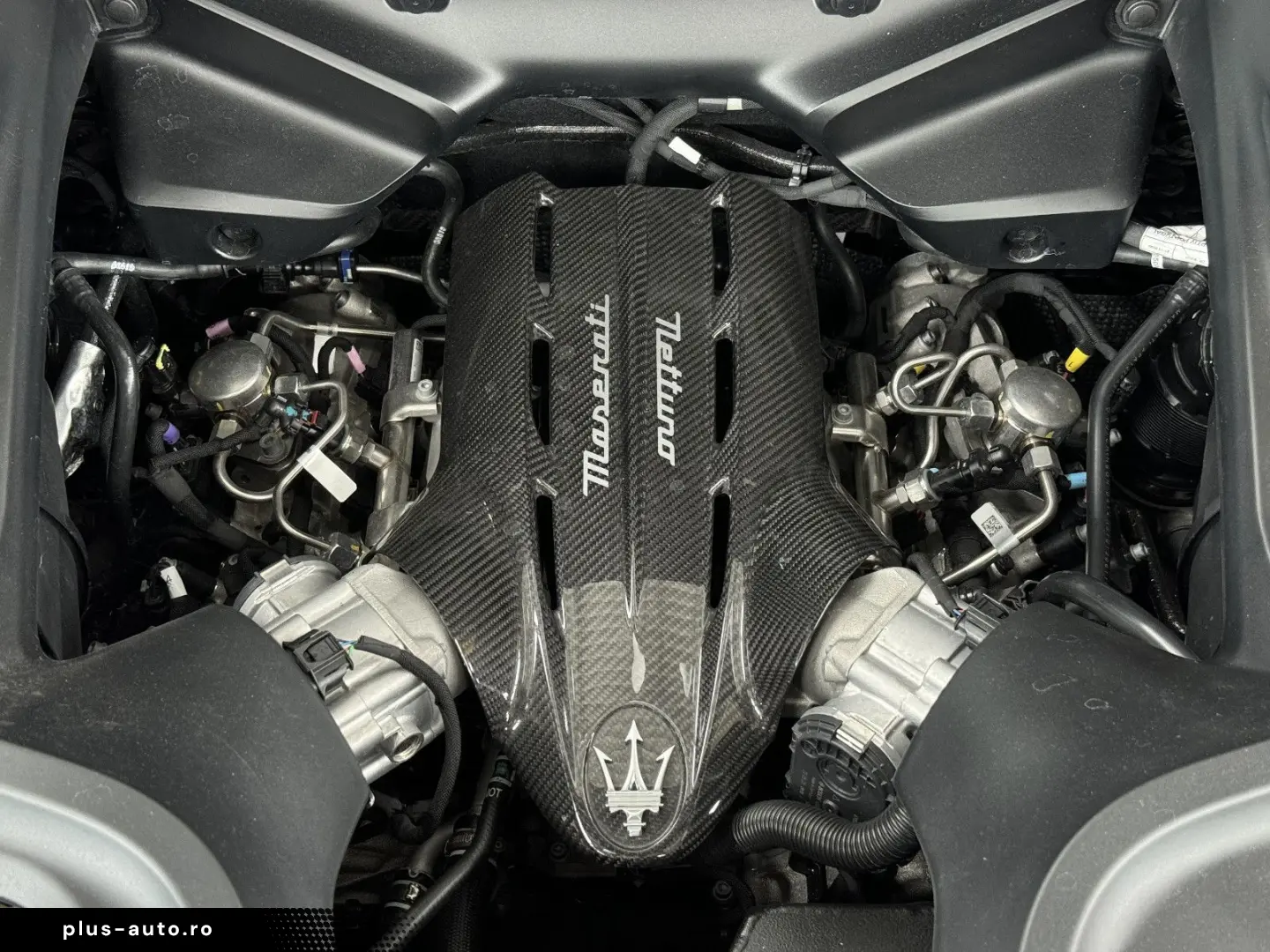 MASERATI MC20 Carbon Keramic Lift Alcantara Sonus Kamera