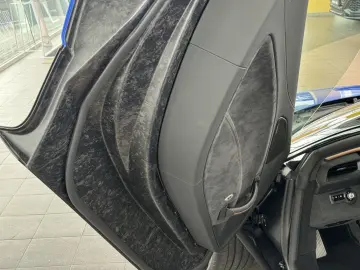 MASERATI MC20 Carbon Keramic Lift Alcantara Sonus Kamera